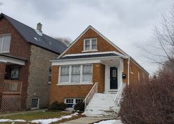 Pre-foreclosure in  S MAPLEWOOD AVE Chicago, IL 60629