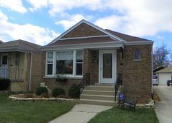 Pre-foreclosure in  S WASHTENAW AVE Chicago, IL 60655
