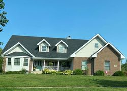 Pre-foreclosure in  MIRMAR DR Valparaiso, IN 46385