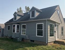 Pre-foreclosure in  19TH AVE SW Cedar Rapids, IA 52404