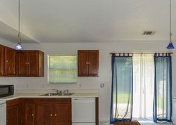 Pre-foreclosure in  GRAY OAKS DR Bessemer, AL 35020