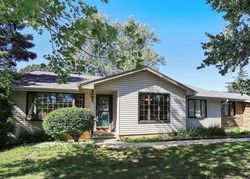 Pre-foreclosure in  N SIR JOHN DR Lake Villa, IL 60046