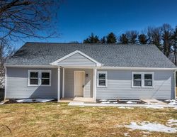 Pre-foreclosure in  HOLLINGER RD Lancaster, PA 17602