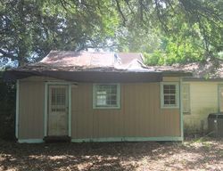 Pre-foreclosure in  KENNETH DR Belle Chasse, LA 70037