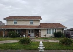 Pre-foreclosure in  MAUREPAS LN Kenner, LA 70065
