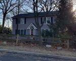 Pre-foreclosure in  W SUMMIT AVE Midland Park, NJ 07432