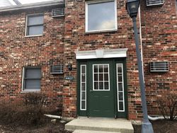 Pre-foreclosure in  W SHAMROCK LN C Mchenry, IL 60050