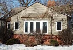 Pre-foreclosure in  1ST AVE E Saint Paul, MN 55109