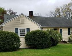 Pre-foreclosure Listing in POOL RD NORTH HAVEN, CT 06473