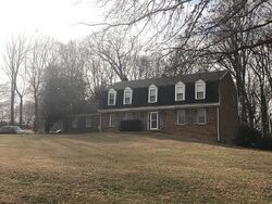 Pre-foreclosure in  PLUM CREEK CT Gaithersburg, MD 20882