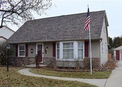 Pre-foreclosure Listing in CROMWELL DR OREGON, OH 43616
