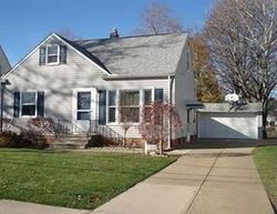  Wellner Rd, Eastlake OH
