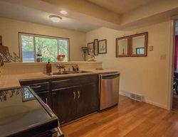 Pre-foreclosure in  KIRKWALL RD Toledo, OH 43606