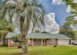 Pre-foreclosure in  WALNUT AVE Shalimar, FL 32579