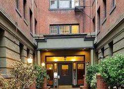 Pre-foreclosure Listing in NW IRVING ST UNIT B2 PORTLAND, OR 97210