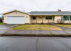 Pre-foreclosure in  W 10TH AVE Junction City, OR 97448