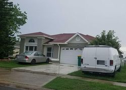 Pre-foreclosure in  SATINWOOD CIR Kissimmee, FL 34743