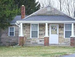  Chambers Hill Rd, Harrisburg PA