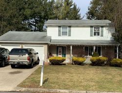 Pre-foreclosure Listing in SWANSON ST EASTON, PA 18045