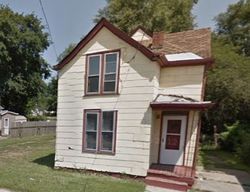 Pre-foreclosure in  W HOWETT ST Peoria, IL 61605