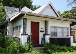 Pre-foreclosure in  N BESTOR ST Peoria, IL 61606