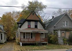 Pre-foreclosure in  W MILLMAN ST Peoria, IL 61605