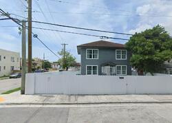  Nw 6th St, Miami FL