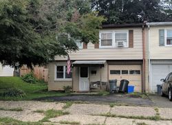 Pre-foreclosure in  ARTWOOD DR Philadelphia, PA 19115