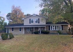 Pre-foreclosure in  TAYLOR AVE Fort Washington, MD 20744