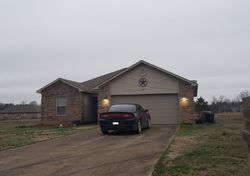 Pre-foreclosure Listing in BOBWHITE CIR LONOKE, AR 72086