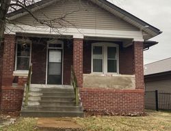Pre-foreclosure in  MARTIN LUTHER KING DR East Saint Louis, IL 62201