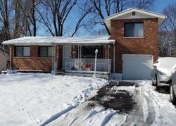 Pre-foreclosure Listing in MARLAC DR HAZELWOOD, MO 63042