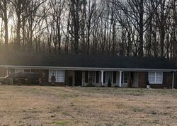 Pre-foreclosure in  KENDALE DR Sanford, NC 27332