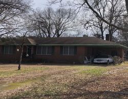 Pre-foreclosure Listing in DOBBS FARM RD KINSTON, NC 28504