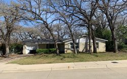Pre-foreclosure in  LYNNHAVEN RD Fort Worth, TX 76103