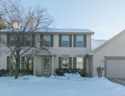 Pre-foreclosure in  RENAISSANCE LN Green Bay, WI 54313