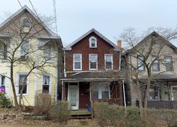 Pre-foreclosure Listing in GASKILL AVE JEANNETTE, PA 15644