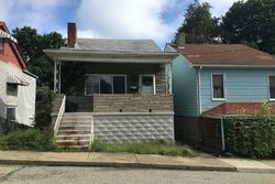 Pre-foreclosure in  MARGARET ST Pittsburgh, PA 15210