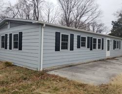 Pre-foreclosure Listing in APPLE ORCHARD DR LINDEN, VA 22642