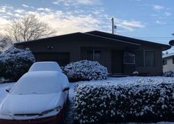 Pre-foreclosure in  E 62ND ST Tacoma, WA 98404