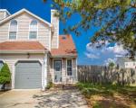 Pre-foreclosure in  SQUIRE REACH Suffolk, VA 23434