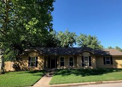 Pre-foreclosure in  E 58TH ST Tulsa, OK 74145