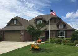 Pre-foreclosure Listing in E 105TH CT N OWASSO, OK 74055