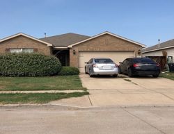 Pre-foreclosure in  QUAIL GLEN DR Fort Worth, TX 76140