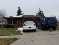 Pre-foreclosure in  CHEROKEE CT Auburn, IN 46706