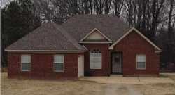 Pre-foreclosure in  BEVERLY LN Holly Springs, MS 38635
