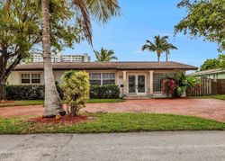 Pre-foreclosure in  NE 121ST ST Miami, FL 33181