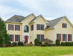  Green Meadow Ln, Leesburg VA