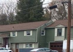 Pre-foreclosure in  MATTHIAS ST Salem, NH 03079