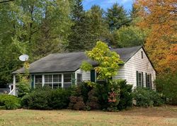 Pre-foreclosure Listing in MOUNTAIN VIEW LN QUEENSBURY, NY 12804